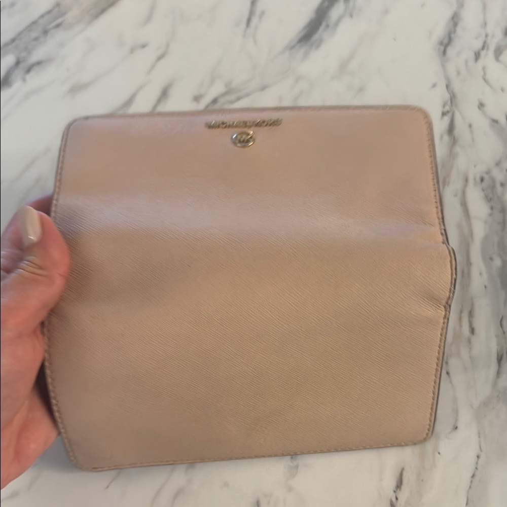 Michael Kors Pink Saffiano Leather Wallet - Picture 2 of 6